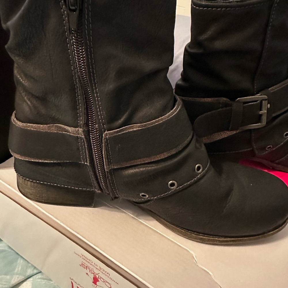 📦 Austin Trading Company Boots *EXCELLENT USED CONDITION* - Picture 3 of 9